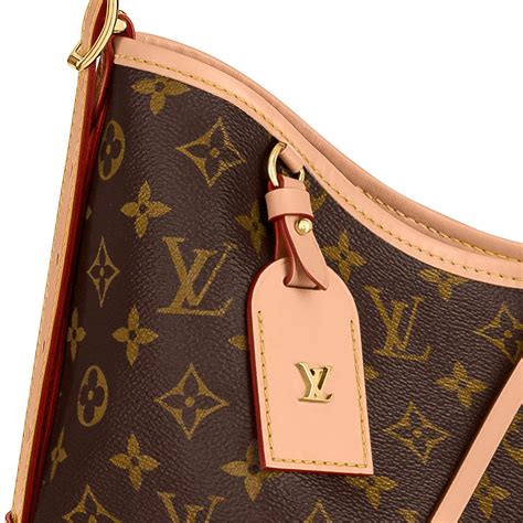 louis vuitton carryall pm vs mm